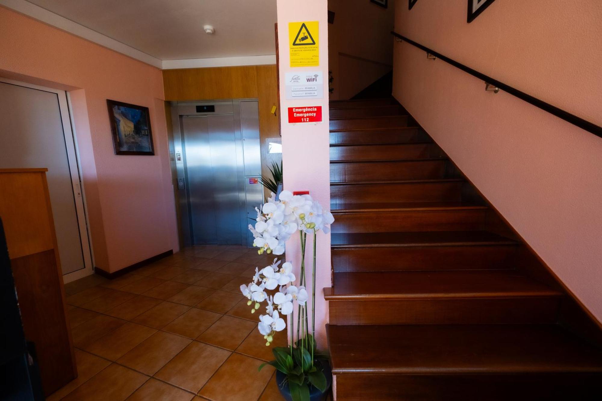 Residencial Familia Hotel Machico  Exterior photo