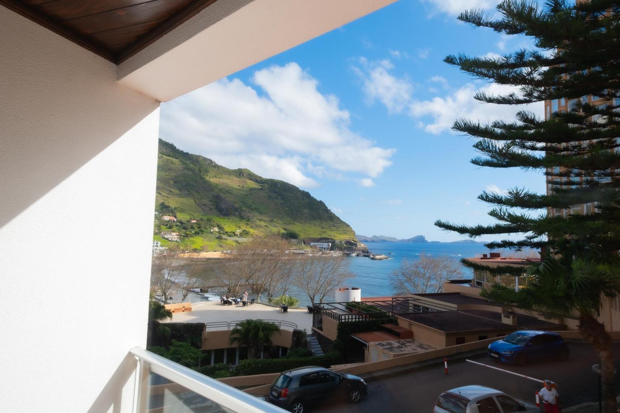 Residencial Familia Hotel Machico  Exterior photo